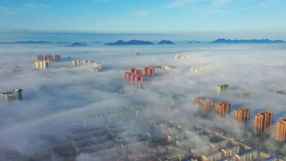 为什么有些演员演戏时要找替身？游戏画面